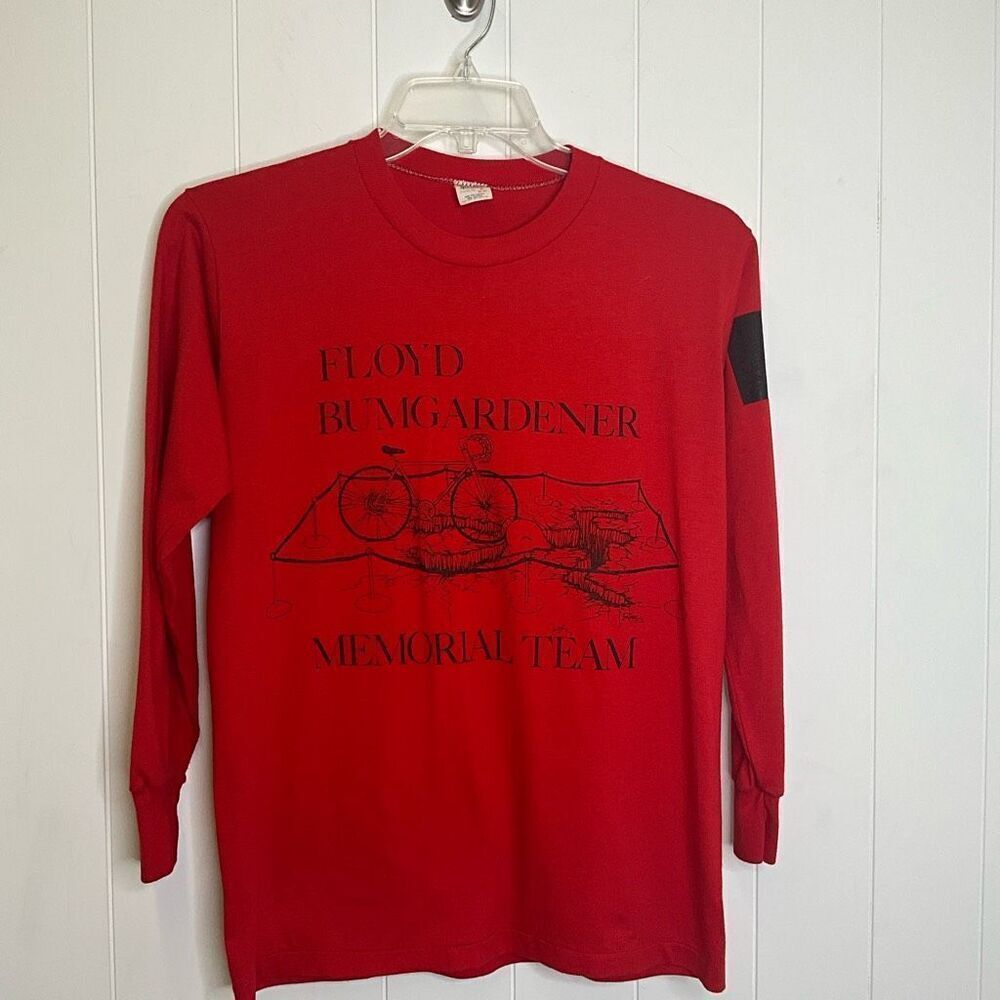 Vintage 70s Golf Coast Sportswear Adult Medium Red Long Sleeve Shirt Biking